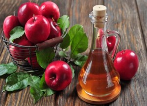 sirke-sac-sagligi-icin-onemli-bir-besin-kaynagidir-saclari-guclendirir