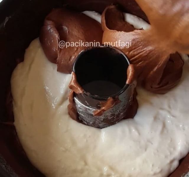 UNSUZ ÇİKOLATALI KEK UNSUZ ÇİKOLATALI KEK